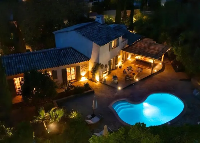 Tao - Golfe De St-tropez * 滨海卡瓦莱尔